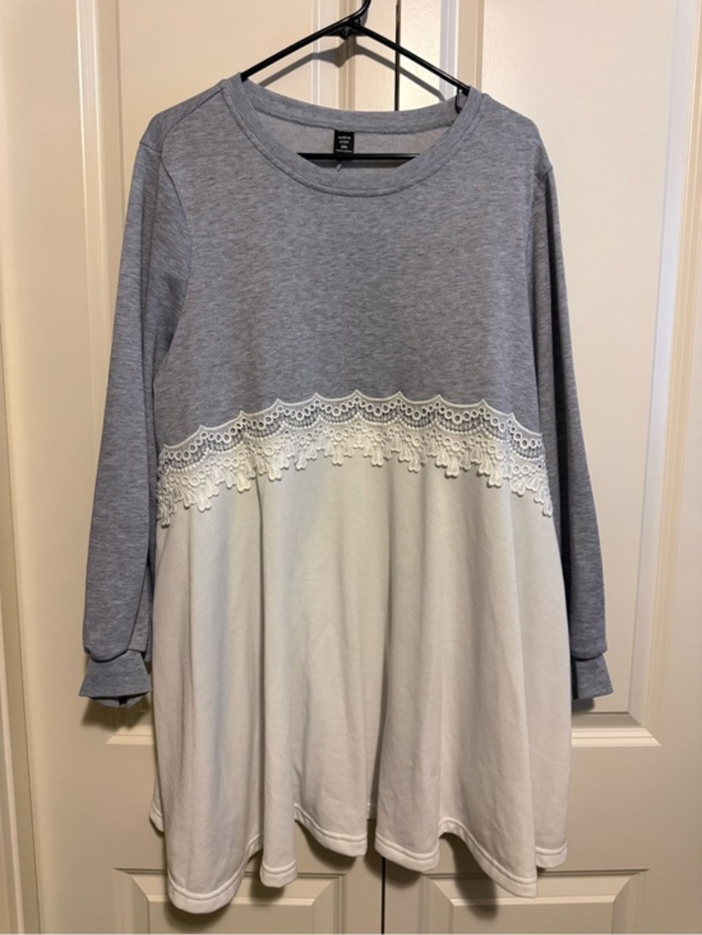 SHEIN Curve Light Gray Crewneck Tunic Sweatshirt